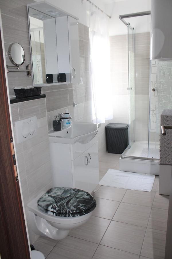 Apartman Lovro Rijeka Exterior foto